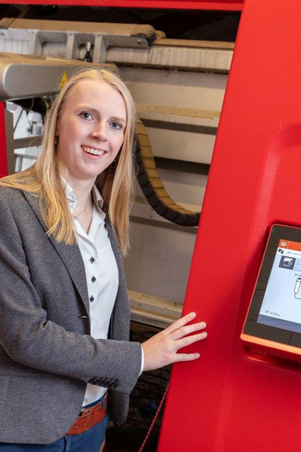Linda Nijhof. Rantsoenoptimalisatie, Onafhankelijk veevoedings- en bemestingsadvies. Veevoedingsadviesbureau Nijhof. Kringlooplandbouw, Kruidenrijk grasland